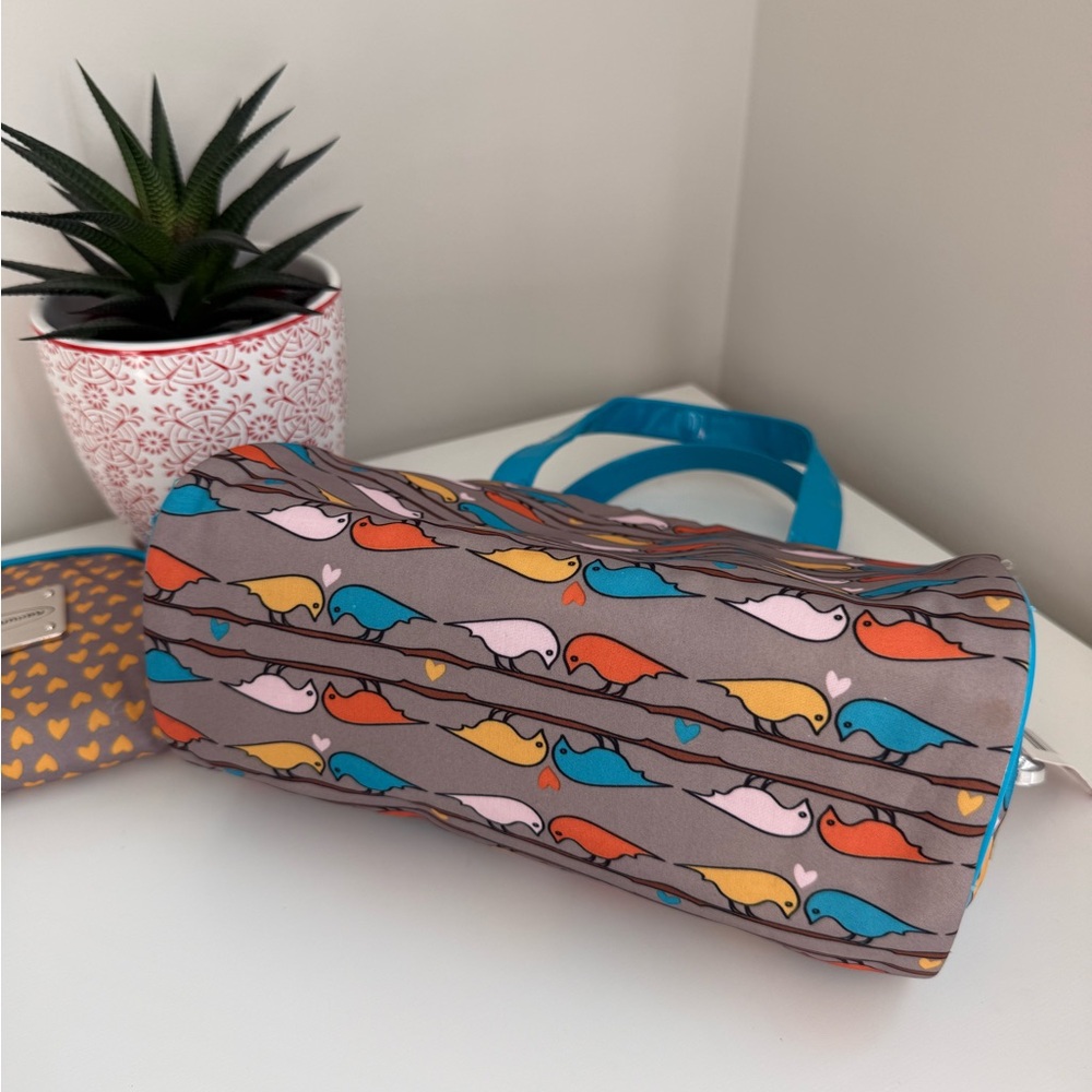 Chinese Laundry Cosmetic Bag with Matching Pouch Bird and Heart Pattern - Picture 8 of 9